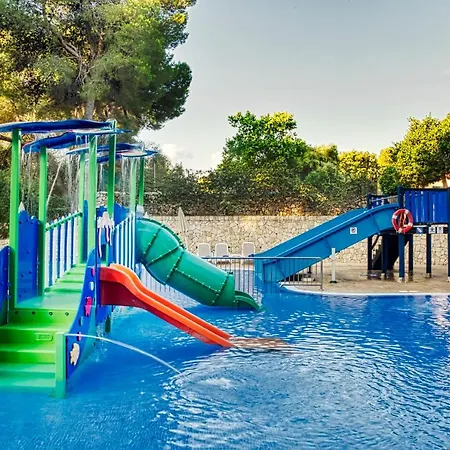 Vell Mari & Apart Otel 4*